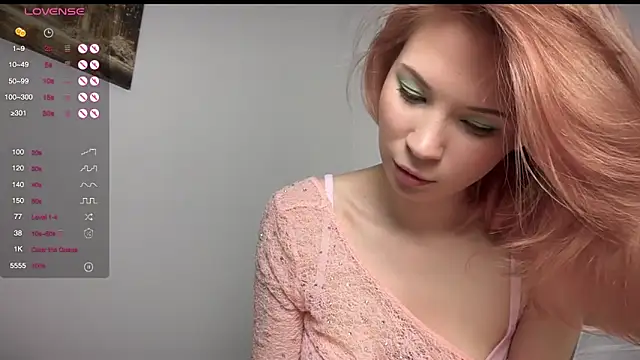 Snapshot of delannaspritzzz chatting on May 25, 8:37 pm delannaspritzzz online show from May 25, 8:37 pm
