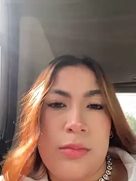 Snapshot of MacarenaRosse chatting on November 6, 7:59 pm MacarenaRosse online show from November 6, 7:59 pm