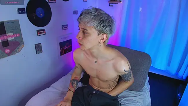 Nick Bangover  online show from February 6, 5:16 pm