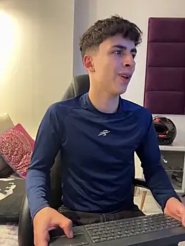 AdrianRinaldi online show from November 29, 8:23 pm