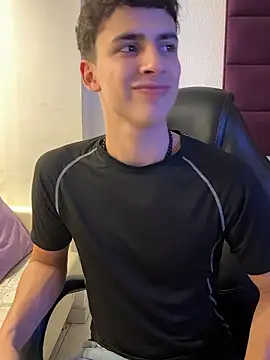 AdrianRinaldi online show from January 10, 8:10 pm