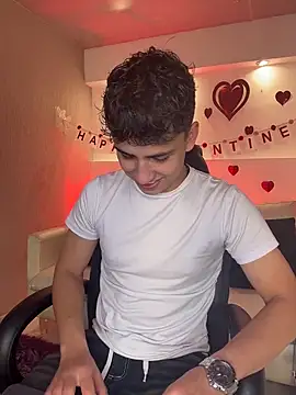 AdrianRinaldi online show from February 15, 8:05 pm