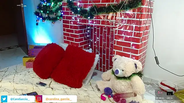 Carolinagarcia12345 online show from January 6, 11:58 am