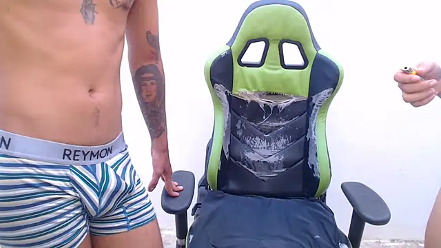 sensualduo online show from September 19, 9:48 pm