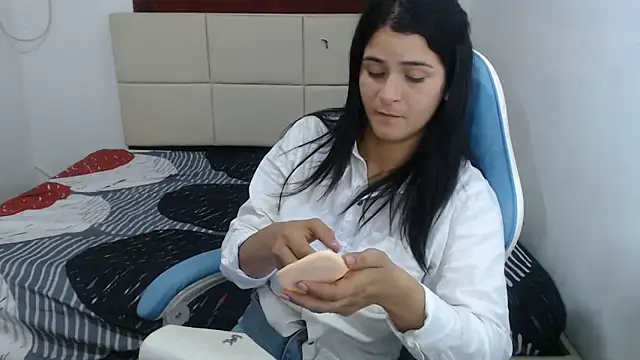 sensualduo online show from June 10, 1:54 pm