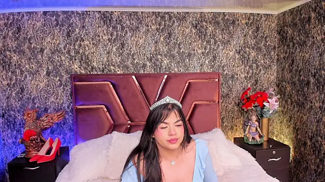 Snapshot of Karina_Andrade chatting on June 10, 12:48 pm Karina Andrade online show from June 10, 12:48 pm