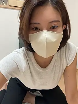 Snapshot of riko_oxo chatting on September 18, 1:02 pm riko oxo online show from September 18, 1:02 pm