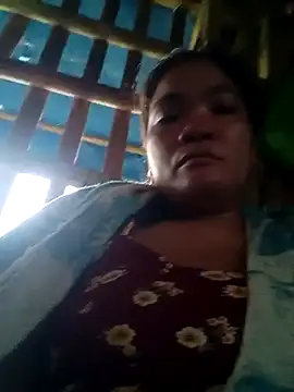 Snapshot of Sweet_dhea05 chatting on May 2, 6:29 am Sweet dhea05 online show from May 2, 6:29 am