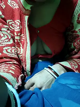 Snapshot of Shreya-couple chatting on November 21, 12:43 am Shreya-couple online show from November 21, 12:43 am