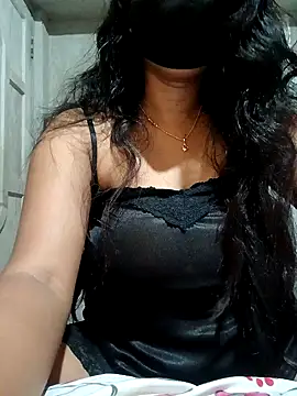 Snapshot of DiyaRoy49 chatting on October 29, 12:29 pm DiyaRoy49 online show from October 29, 12:29 pm