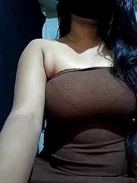 Snapshot of DiyaRoy49 chatting on December 5, 7:21 pm DiyaRoy49 online show from December 5, 7:21 pm