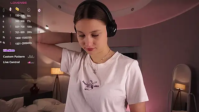 MercBoone online show from November 18, 9:58 am