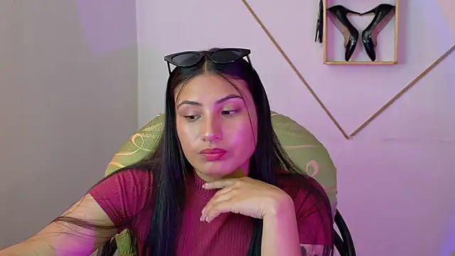 Snapshot of Linda_andrew chatting on January 9, 5:15 pm Linda andrew online show from January 9, 5:15 pm