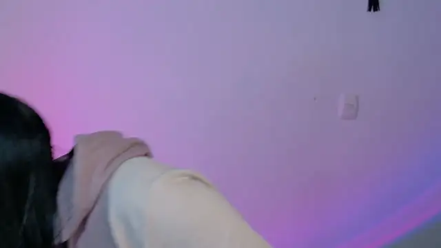 Snapshot of Linda_andrew chatting on February 28, 4:19 pm Linda andrew online show from February 28, 4:19 pm