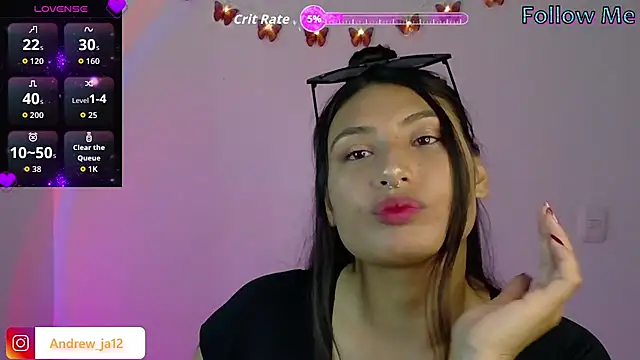 Snapshot of Linda_andrew chatting on March 12, 6:03 pm Linda andrew online show from March 12, 6:03 pm