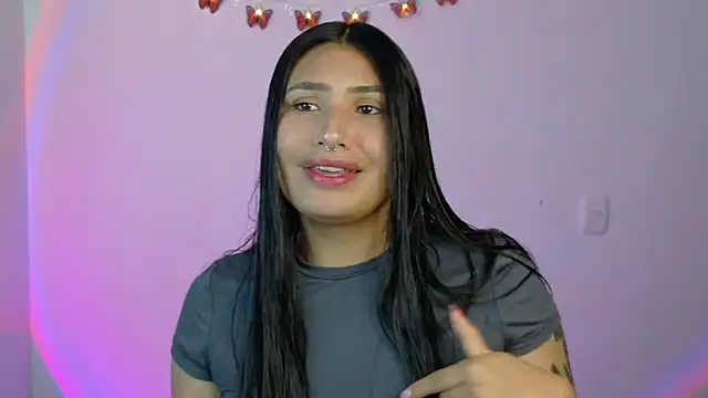 Snapshot of Linda_andrew chatting on March 16, 5:50 pm Linda andrew online show from March 16, 5:50 pm