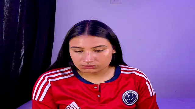 Snapshot of Linda_andrew chatting on June 23, 4:27 pm Linda andrew online show from June 23, 4:27 pm