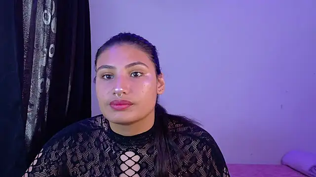 Snapshot of Linda_andrew chatting on July 7, 3:16 pm Linda andrew online show from July 7, 3:16 pm