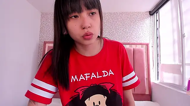 Hanna Lee   online show from November 9, 3:43 pm