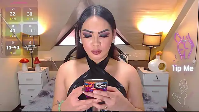 GODDESSHUGECOCKANDREA online show from June 10, 1:28 am