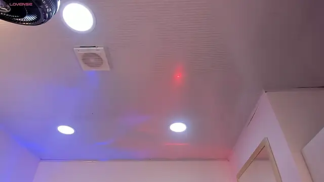 im Lorena online show from February 28, 7:59 pm