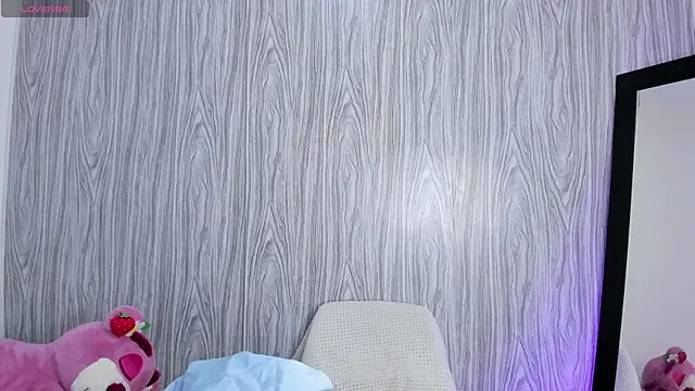 Sofii 03 online show from September 15, 11:16 pm