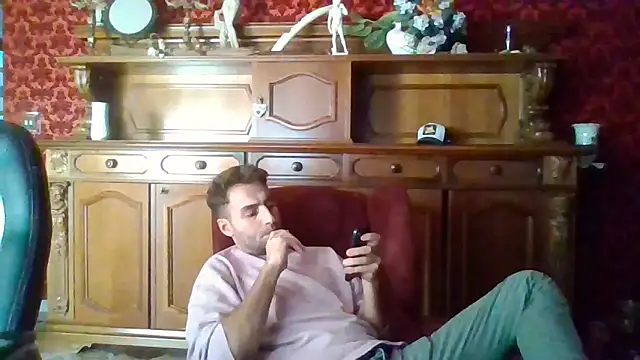 Torissimo92 online show from October 19, 3:23 pm