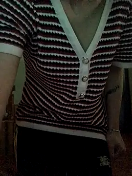 themchichnhau123 online show from December 16, 3:44 am