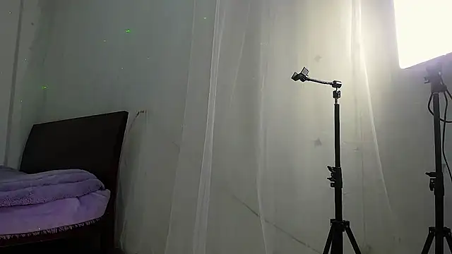 Snapshot of SebastianHilton chatting on July 11, 4:10 pm SebastianHilton online show from July 11, 4:10 pm