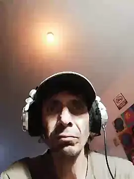 Snapshot of githot chatting on September 19, 9:43 am githot online show from September 19, 9:43 am