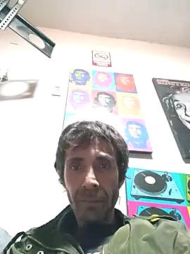 Snapshot of githot chatting on November 17, 9:37 am githot online show from November 17, 9:37 am