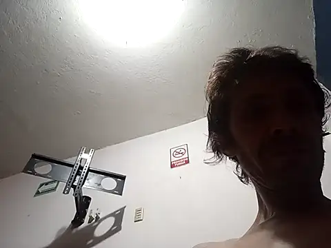 githot online show from March 9, 8:18 am