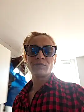 aellabeyonce online show from April 16, 3:13 pm