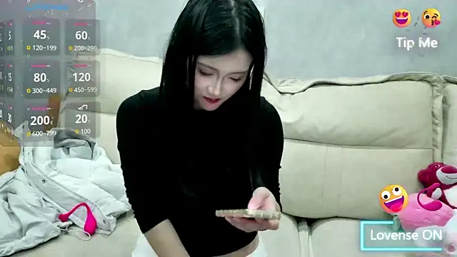 xiaoLI-2025 online show from March 6, 3:30 pm