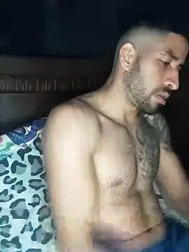 Snapshot of Alexsexygamer chatting on February 15, 7:32 pm Alexsexygamer online show from February 15, 7:32 pm