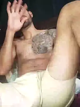 Snapshot of Alexsexygamer chatting on February 23, 6:49 pm Alexsexygamer online show from February 23, 6:49 pm