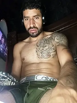 Snapshot of Alexsexygamer chatting on March 6, 1:24 am Alexsexygamer online show from March 6, 1:24 am