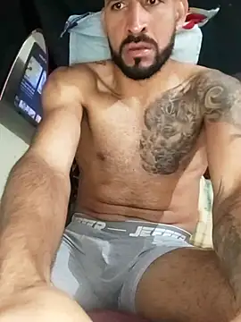 Snapshot of Alexsexygamer chatting on March 13, 11:44 pm Alexsexygamer online show from March 13, 11:44 pm