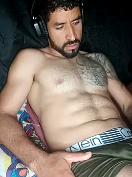 Snapshot of Alexsexygamer chatting on July 3, 1:34 am Alexsexygamer online show from July 3, 1:34 am