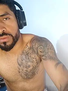 Snapshot of Alexsexygamer chatting on July 12, 1:57 pm Alexsexygamer online show from July 12, 1:57 pm