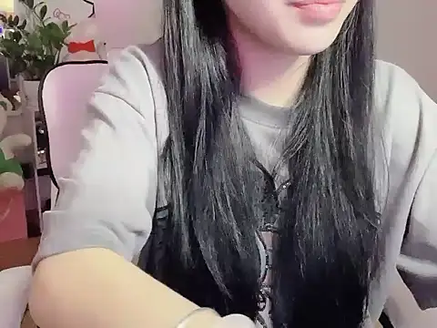 keelinnn19 online show from November 5, 6:30 pm