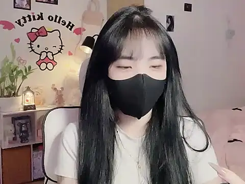 keelinnn19 online show from January 9, 7:48 pm