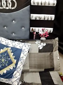 Suhana Darling online show from March 5, 7:54 pm