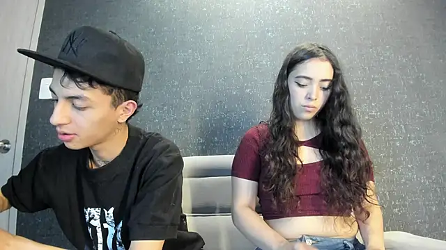 NickandAbby  online show from February 6, 7:28 pm