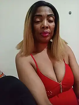 Snapshot of SEXYMOANSXX chatting on June 29, 1:55 pm SEXYMOANSXX online show from June 29, 1:55 pm