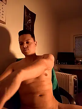 Snapshot of rayolexxx chatting on December 5, 2:03 pm rayolexxx online show from December 5, 2:03 pm