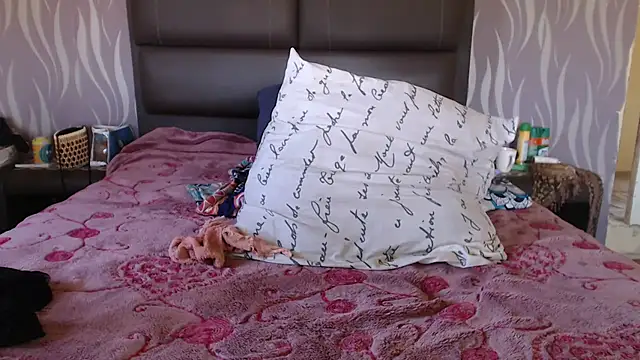 BoobsQueen46K online show from November 12, 10:04 am