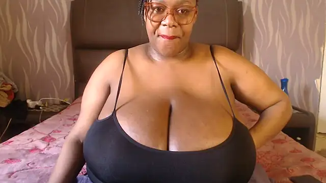 BoobsQueen46K online show from June 30, 10:05 am