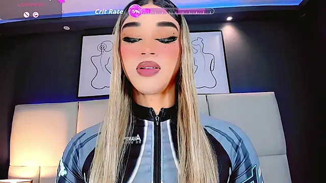 Valeriasmiithh online show from November 10, 9:03 pm