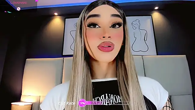 Valeriasmiithh online show from November 14, 9:02 pm